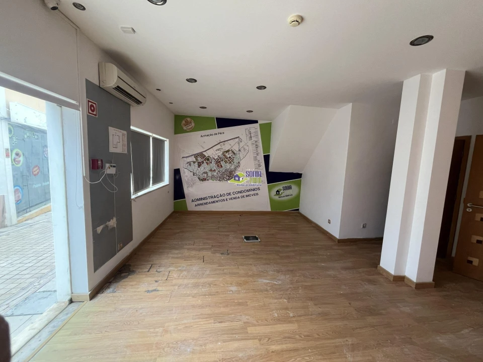 Negócio para Venda em Armação de Pera Foto 4