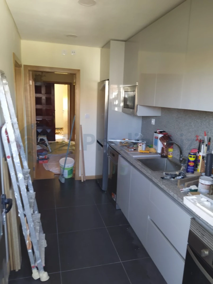 Apartamento T3 para Venda em Rio Tinto Foto 9