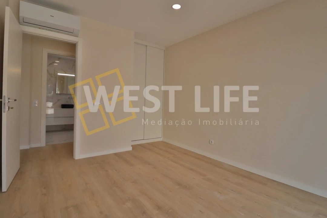 Moradia T5 para Venda em Ponte do Rol Foto 27