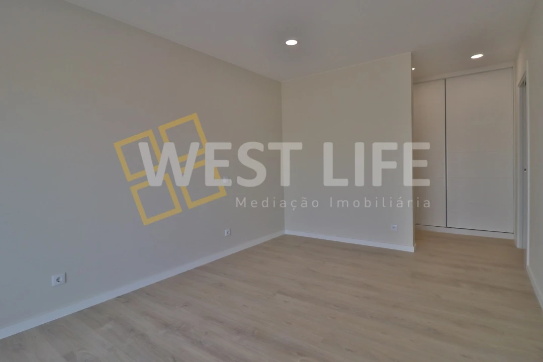 Moradia T5 para Venda em Ponte do Rol Foto 35