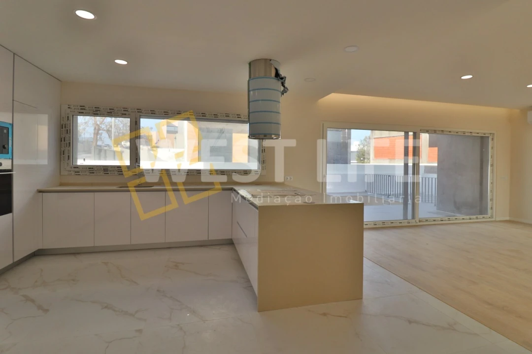 Moradia T5 para Venda em Ponte do Rol Foto 6