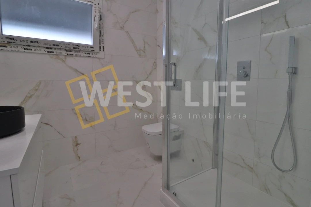 Moradia T5 para Venda em Ponte do Rol Foto 41