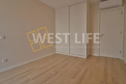 Moradia T5 para Venda em Ponte do Rol