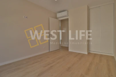 Moradia T5 para Venda em Ponte do Rol