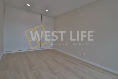 Moradia T5 para Venda em Ponte do Rol