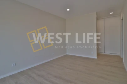 Moradia T5 para Venda em Ponte do Rol