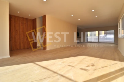 Moradia T5 para Venda em Ponte do Rol