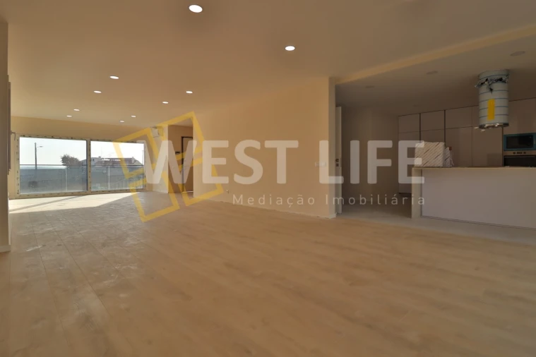 Moradia T5 para Venda em Ponte do Rol Foto 3