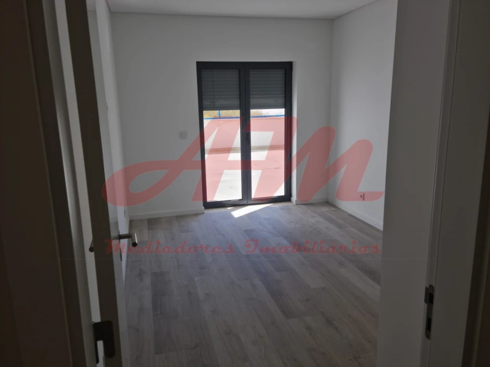Apartamento T3 para Venda em Mina de Água Foto 11
