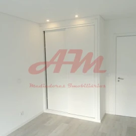 Apartamento T3 para Venda em Mina de Água
