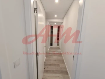 Apartamento T3 para Venda em Mina de Água