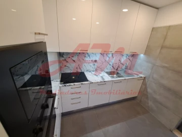 Apartamento T3 para Venda em Mina de Água