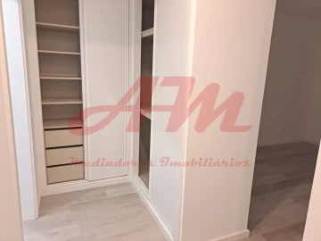 Apartamento T3 para Venda em Mina de Água