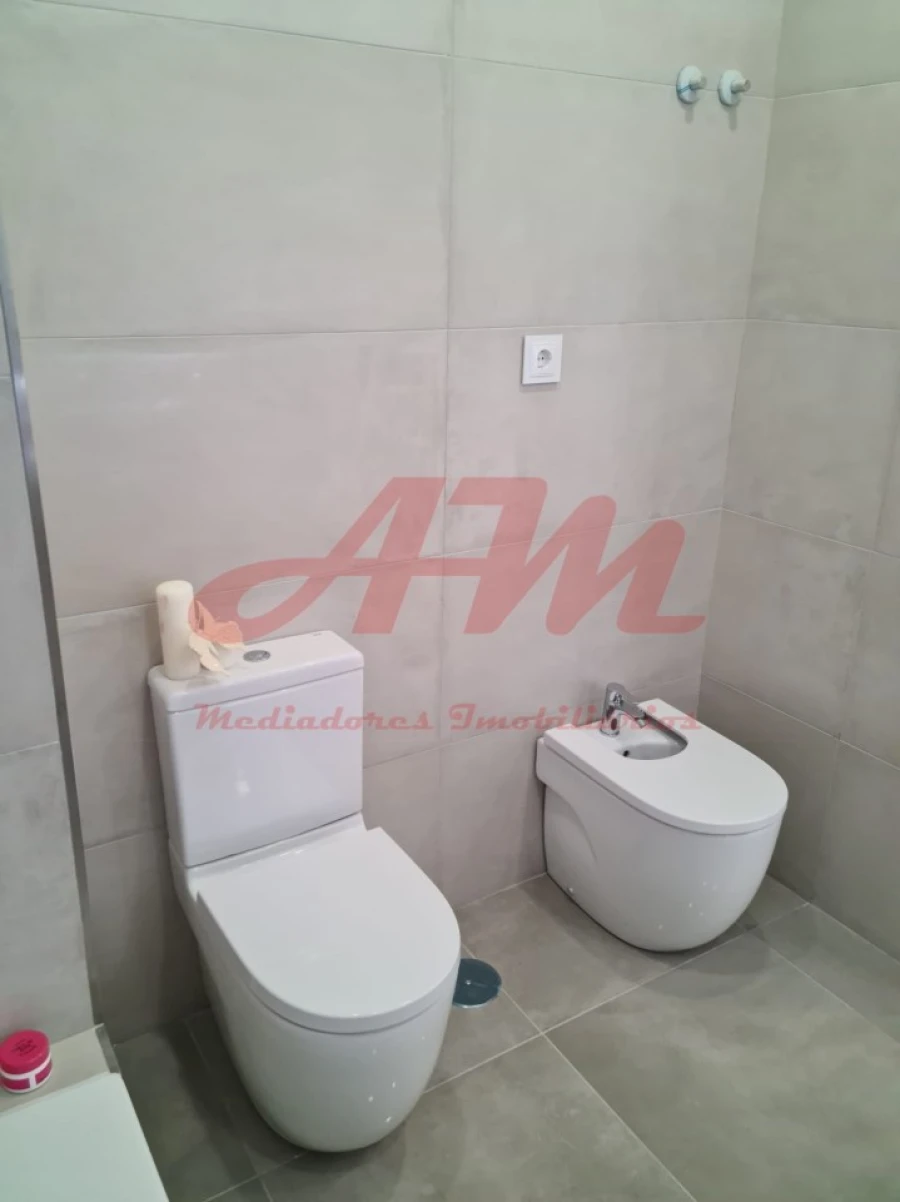 Apartamento T3 para Venda em Mina de Água Foto 13
