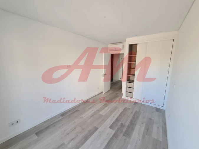 Apartamento T3 para Venda em Mina de Água Foto 18