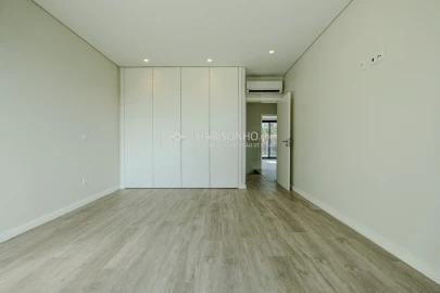 Moradia T4 para Venda em Anta e Guetim