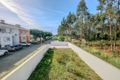 Moradia T4 para Venda em Anta e Guetim