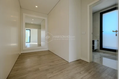 Moradia T4 para Venda em Anta e Guetim