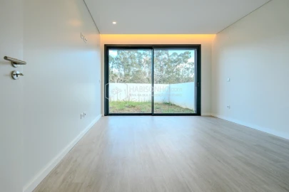 Moradia T4 para Venda em Anta e Guetim