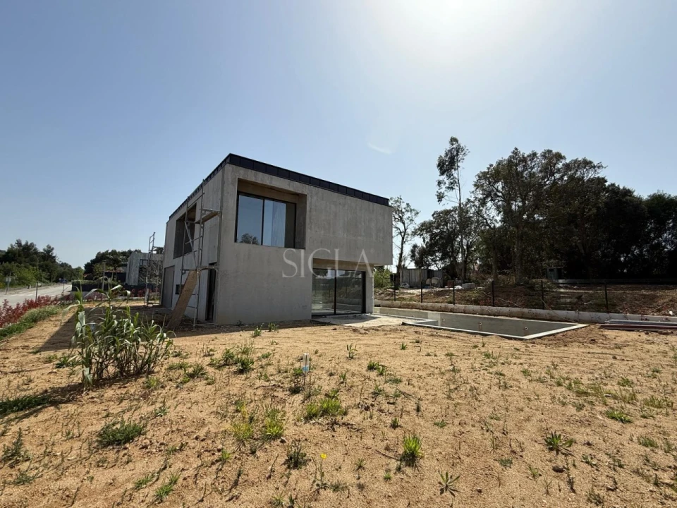 Moradia T4 para Venda em Serzedo e Perosinho Foto 2