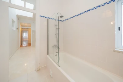 Prédio para Venda em União das Freguesias de Setúbal