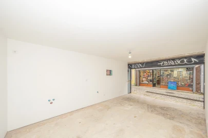 Prédio para Venda em União das Freguesias de Setúbal