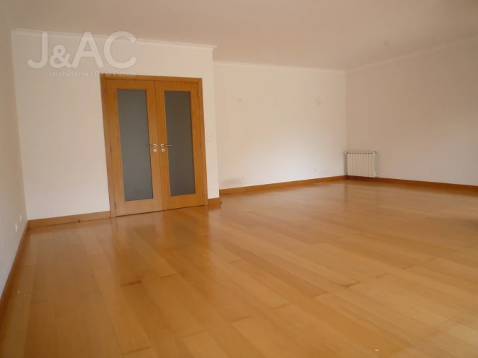 Apartamento T2 para Arrendamento em Cascais e Estoril Foto 4
