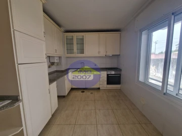 Apartamento T1 para Venda em Grijó e Sermonde