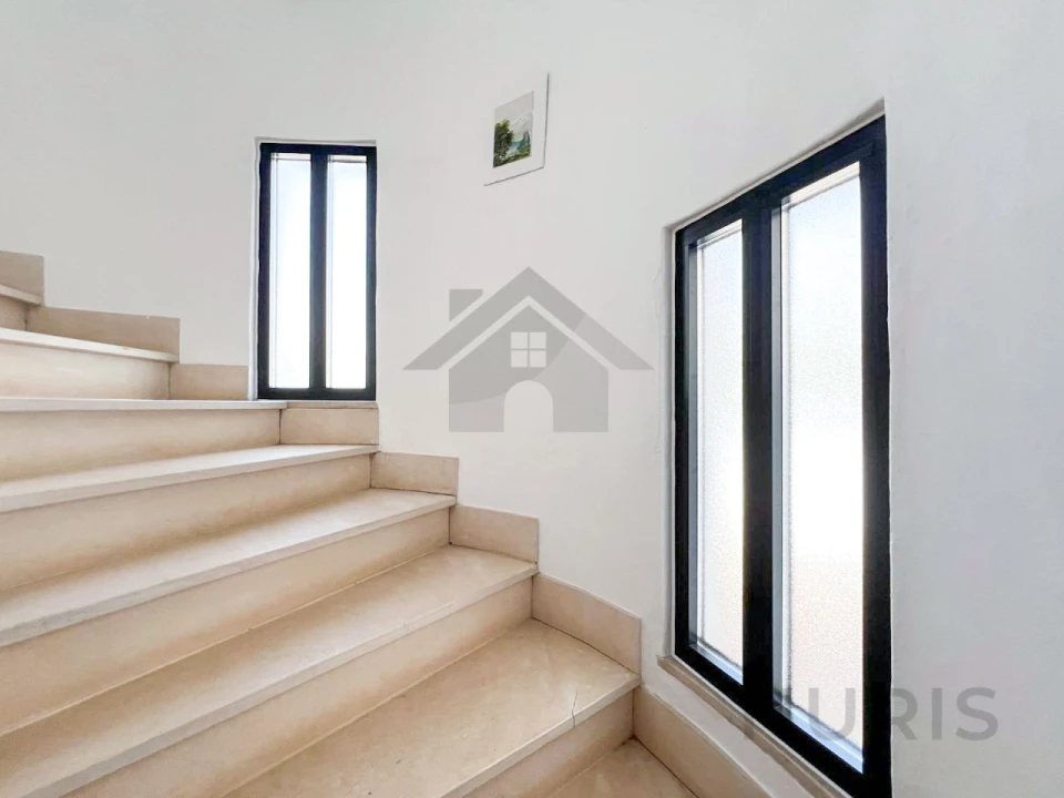 Moradia T3 para Venda em Alvor Foto 42