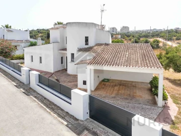 Moradia T3 para Venda em Alvor