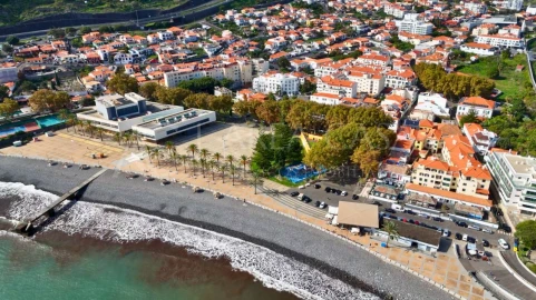 Apartamento para Venda em Machico