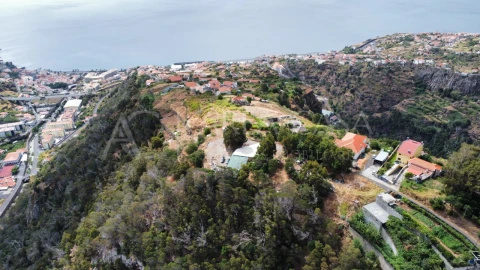 Terreno para Venda em Santa Cruz