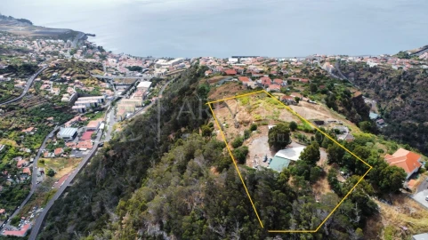 Terreno para Venda em Santa Cruz