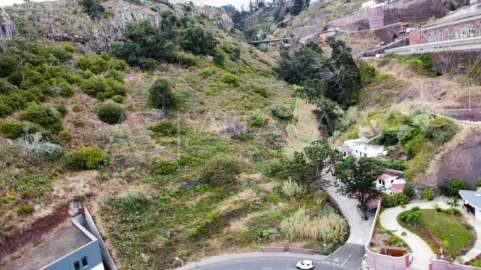 Terreno para Venda em Caniço