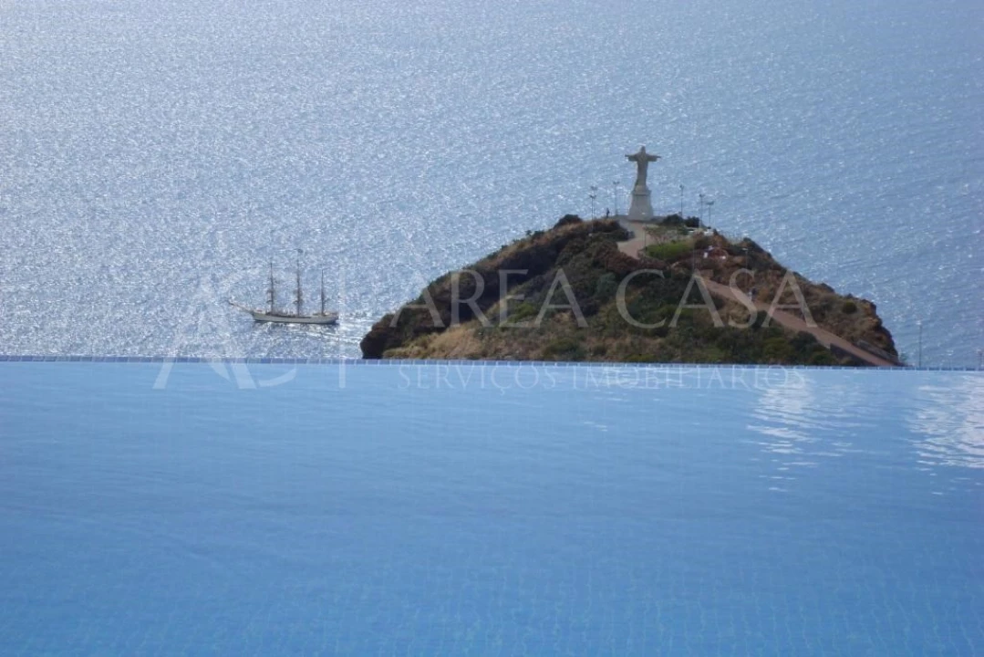 Moradia T3 para Venda em Caniço Foto 41