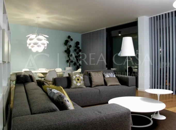 Moradia T3 para Venda em Caniço Foto 8