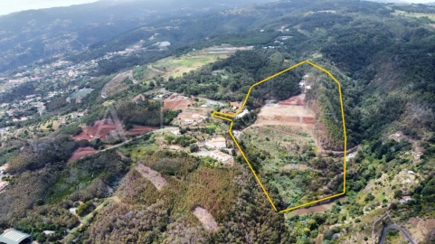 Terreno para Venda em Santa Cruz