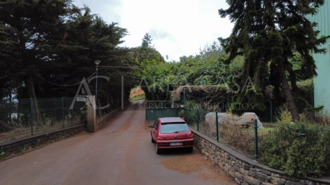 Terreno para Venda em Santa Cruz