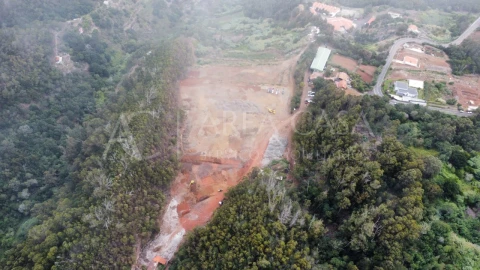 Terreno para Venda em Santa Cruz