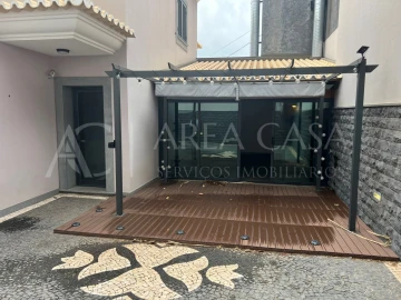 Quinta T3 para Venda em Camara de Lobos