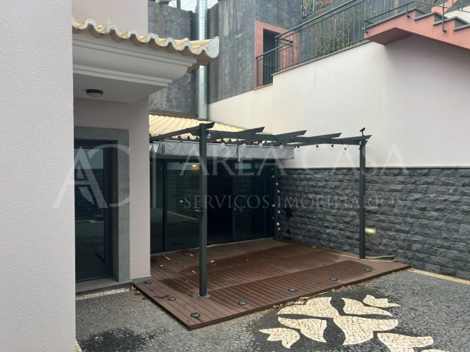 Quinta T3 para Venda em Camara de Lobos Foto 16