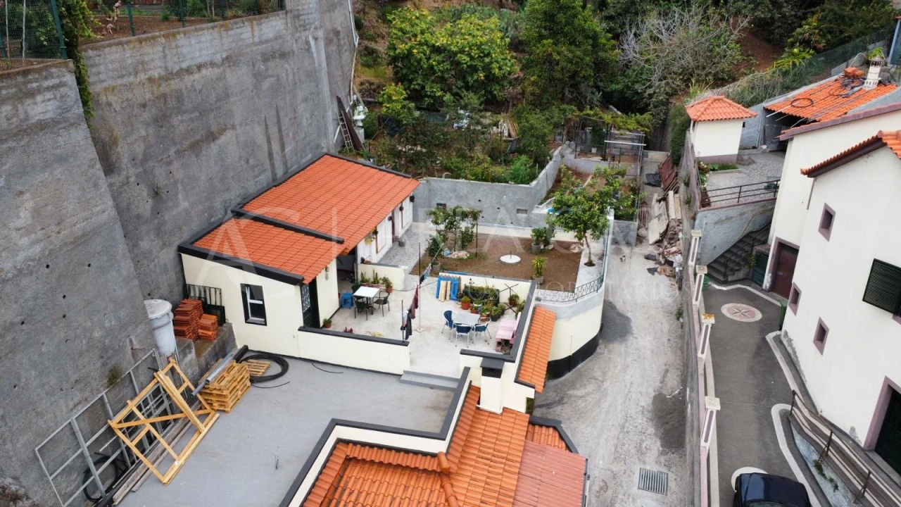 Moradia T1 para Venda em Caniço Foto 15