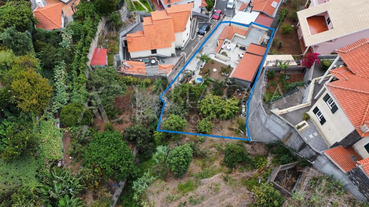 Moradia T1 para Venda em Caniço Foto 18