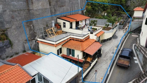 Moradia T1 para Venda em Caniço
