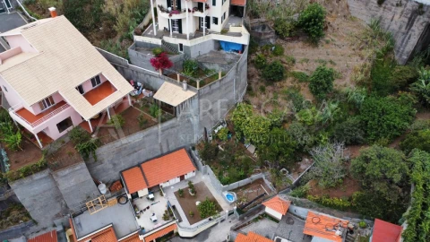 Moradia T1 para Venda em Caniço