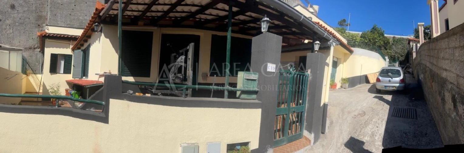 Moradia T1 para Venda em Caniço Foto 4