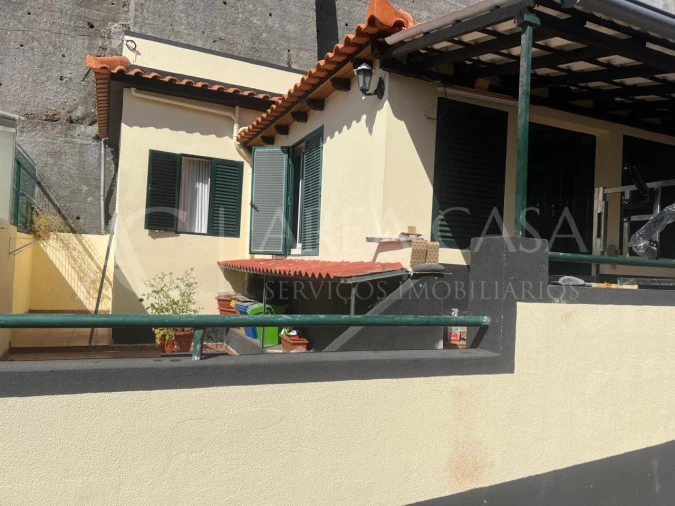 Moradia T1 para Venda em Caniço Foto 6