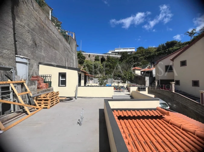 Moradia T1 para Venda em Caniço Foto 11