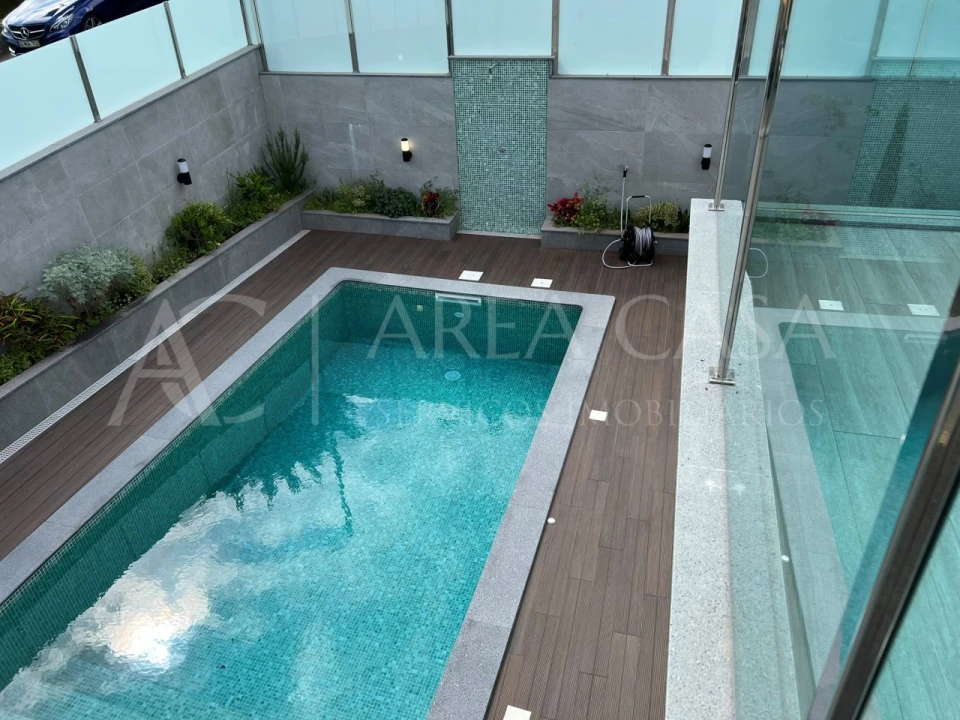 Moradia T4 para Venda em Machico Foto 6