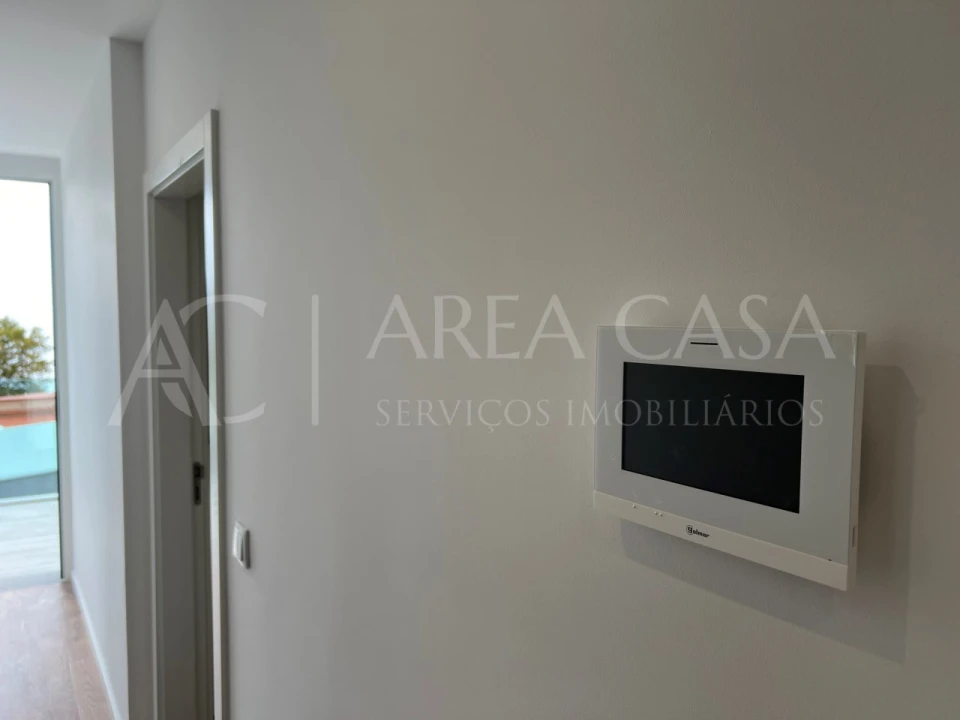 Moradia T4 para Venda em Machico Foto 13